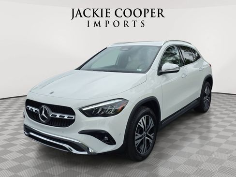 Used 2025 Mercedes-Benz GLA 250 image 1