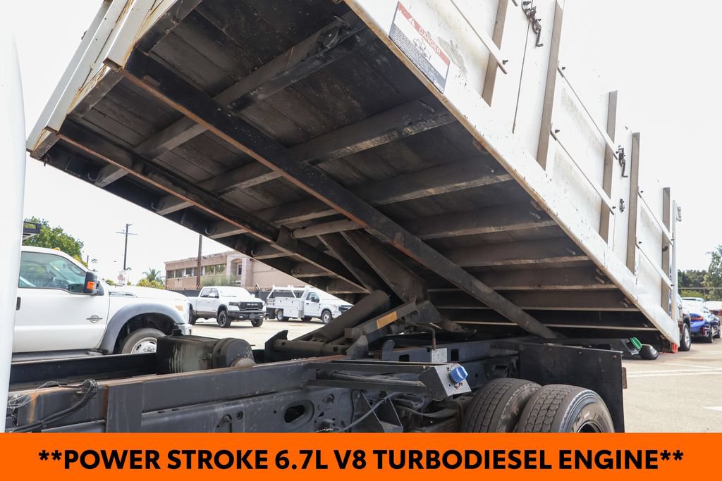 Used 2015 Ford F550 2WD Crew Cab Super Duty image 4