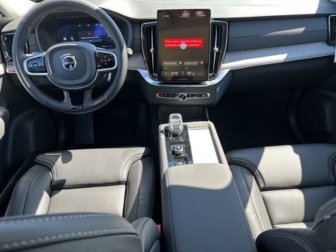 New 2026 Volvo XC90 B6 Ultra w/ Protection Package Premier image 12