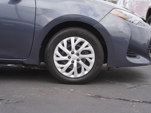 Used 2019 Toyota Corolla LE FWD image 4