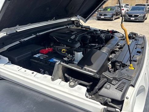Used 2020 Jeep Wrangler Sport AWD/4WD image 49