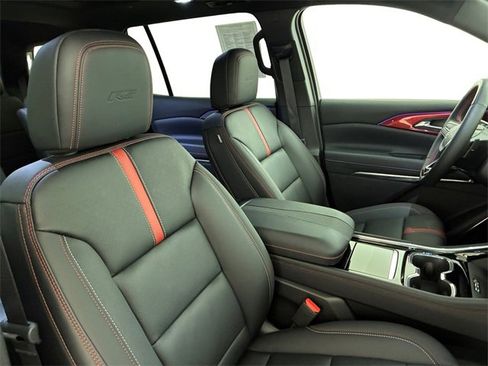 Used 2026 Chevrolet Traverse RS w/ LPO, Floor Liner Package image 14