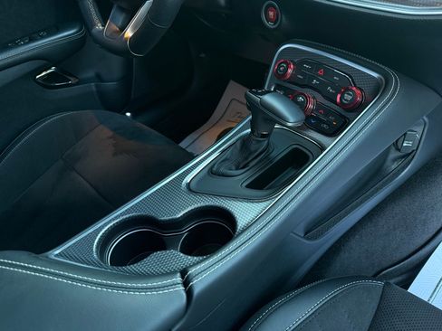 Used 2016 Dodge Challenger SRT Hellcat image 26