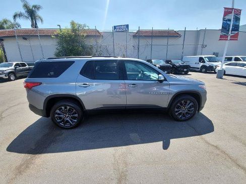 Used 2020 Chevrolet Traverse RS FWD image 9