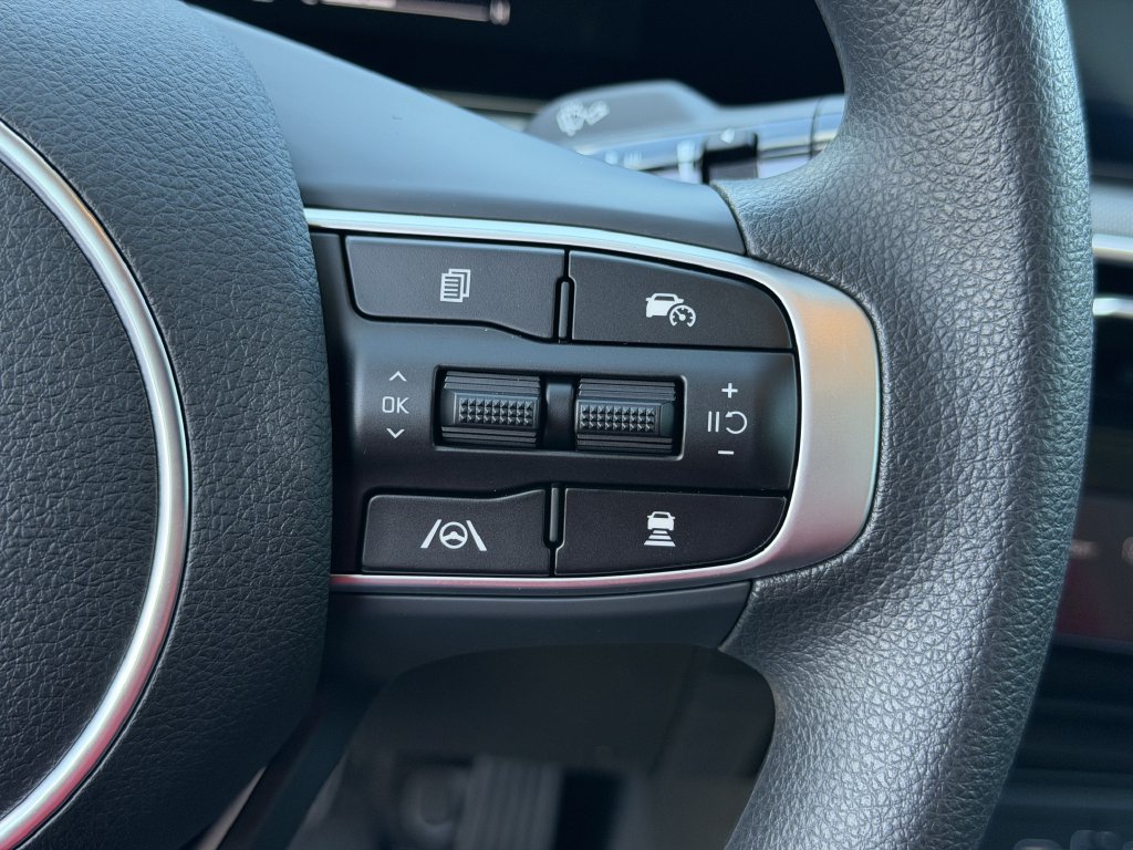New 2027 Kia K5 LXS FWD image 28