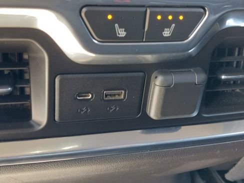 Used 2020 Chevrolet Silverado 1500 LTZ w/ LTZ Premium Package image 36