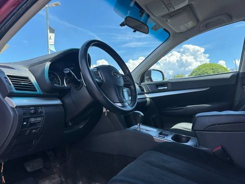 Used 2014 Subaru Outback 2.5i Premium w/ Accessory Value Package (OYZ) AWD/4WD image 23