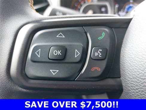 New 2025 Jeep Gladiator Sport image 17