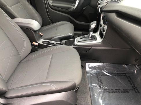 Used 2015 Ford Fiesta SE image 23