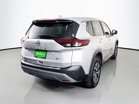 Used 2023 Nissan Rogue SV FWD image 10
