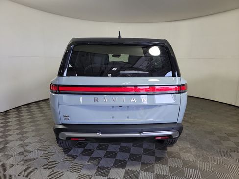 Used 2024 Rivian R1S Adventure AWD/4WD image 4