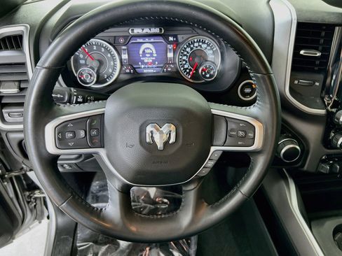 Used 2022 RAM 1500 Big Horn AWD/4WD image 11