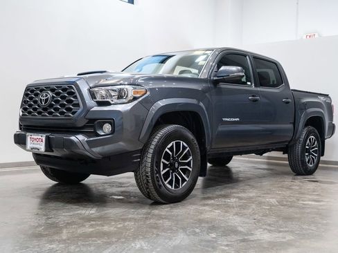Certified 2023 Toyota Tacoma TRD Sport image 3
