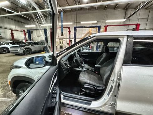 Certified 2022 Kia Seltos LX image 15