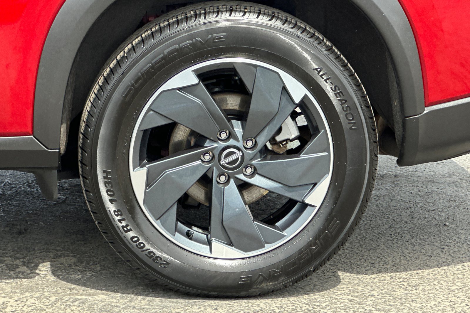 Used 2025 Nissan Rogue SV AWD/4WD image 25