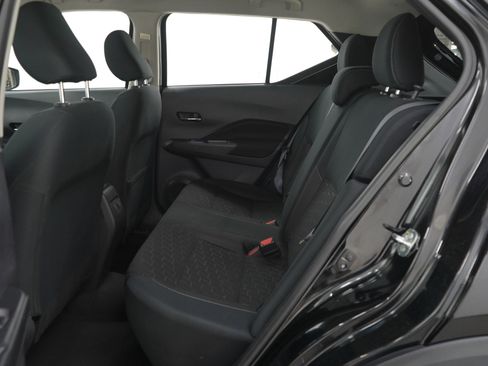 Used 2023 Nissan Kicks SV image 13