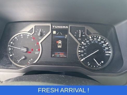 Used 2022 Toyota Tundra SR5 w/ SR5 Convenience Package image 3