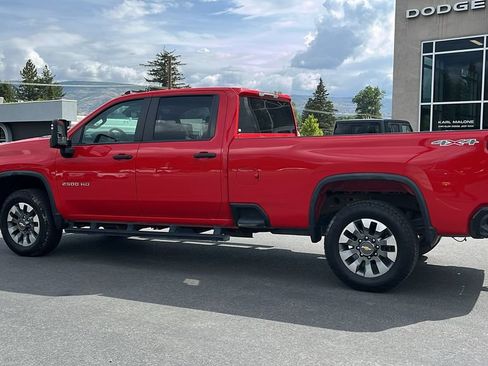 Used 2025 Chevrolet Silverado 2500 Custom w/ Custom Value Package AWD/4WD image 8