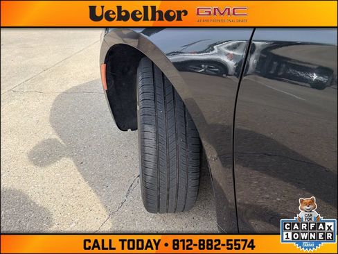 Used 2022 Chrysler Pacifica Touring-L FWD image 24