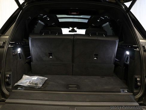 Used 2021 BMW X7 M50i w/ Executive Package image 36