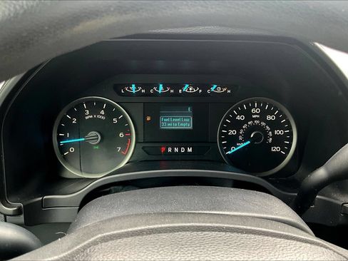 Used 2018 Ford F150 XLT RWD image 16