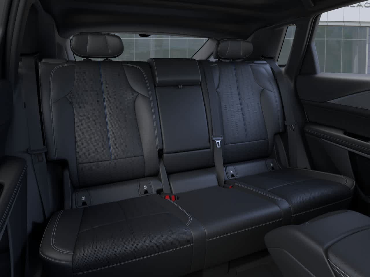 Used 2027 Cadillac Lyriq Luxury w/ LPO, Floor Liner Package AWD/4WD image 17