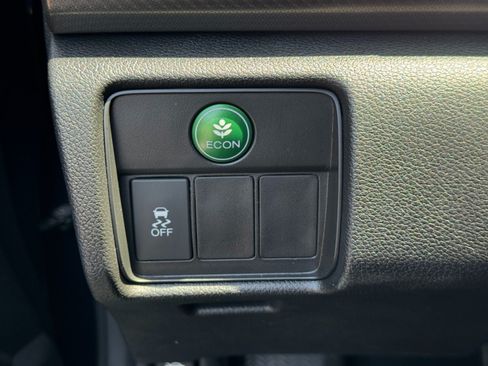 Used 2017 Honda Accord EX image 17