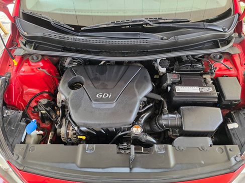 Used 2014 Hyundai Accent GLS FWD image 7