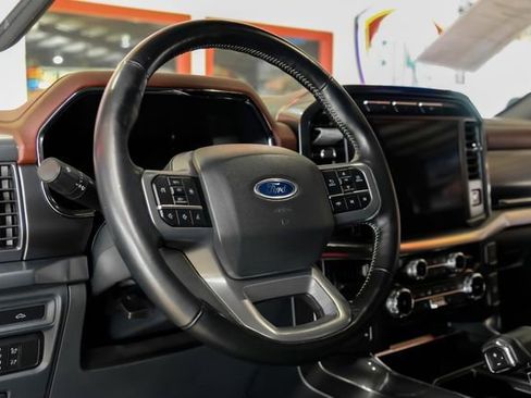 Used 2022 Ford F150 Lariat AWD/4WD image 16