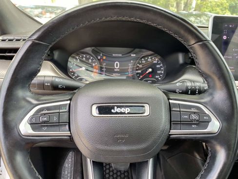 Certified 2022 Jeep Compass Latitude w/ Sun and Sound Group AWD/4WD image 15
