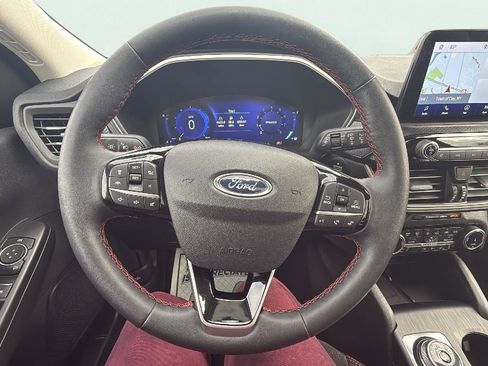 Used 2022 Ford Escape SEL w/ SEL Stealth AWD Package image 13