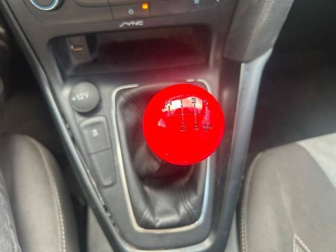 Used 2018 Ford Focus ST FWD image 16