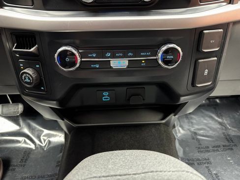 Certified 2022 Ford F150 XLT w/ Equipment Group 301A Mid image 19