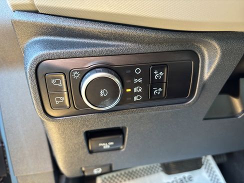 Used 2023 Ford Bronco Badlands image 24