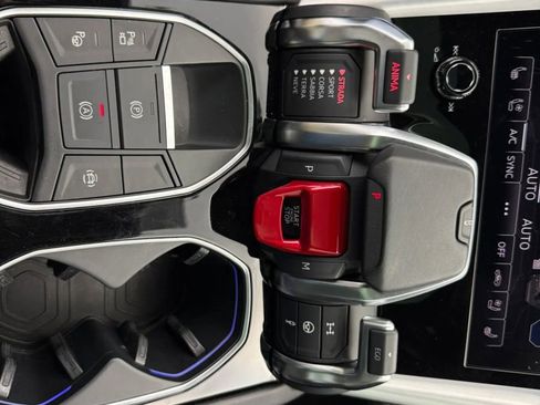 Used 2022 Lamborghini Urus AWD/4WD image 50
