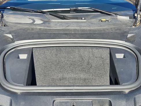 Certified 2022 Porsche Taycan image 28