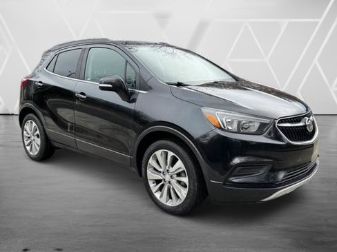 Used 2018 Buick Encore Preferred image 4