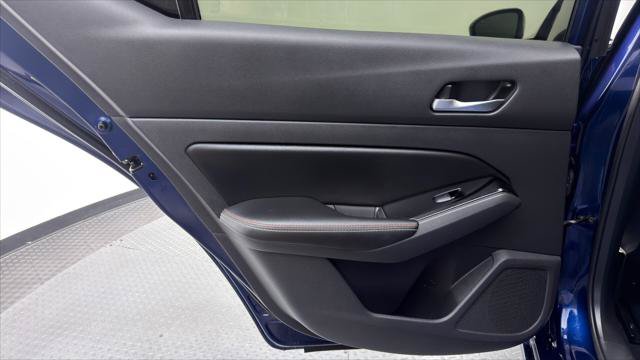 Used 2023 Nissan Altima 2.5 SR w/ SR Premium Package FWD image 16