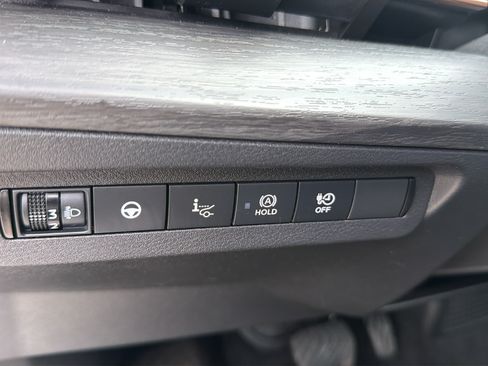 Certified 2024 Nissan Ariya AWD image 20
