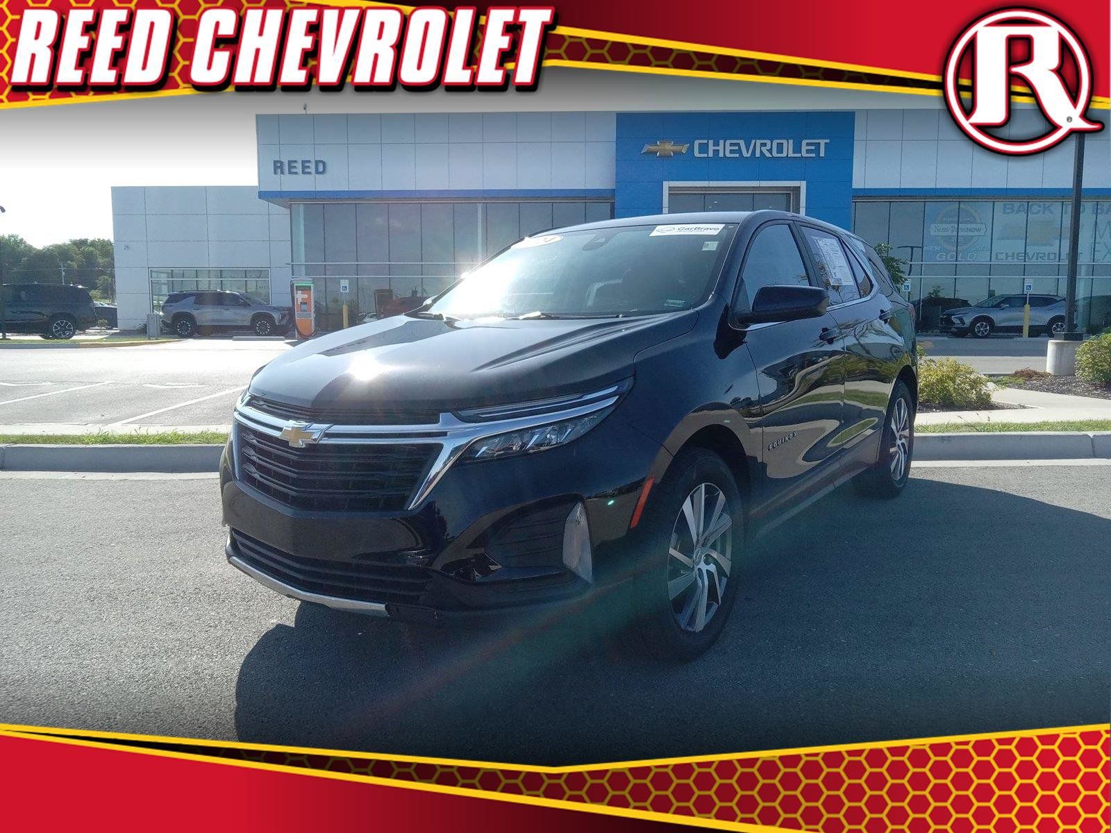 Certified 2024 Chevrolet Equinox LT w/ LPO, Floor Liner Package FWD image 1