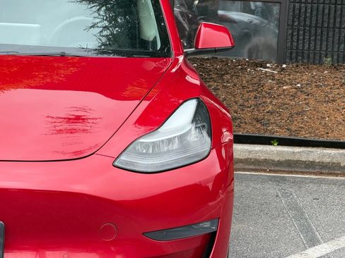 Used 2022 Tesla Model 3 Long Range AWD/4WD image 5