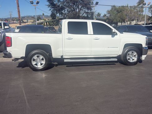 Used 2018 Chevrolet Silverado 1500 LT w/ All Star Edition RWD image 2