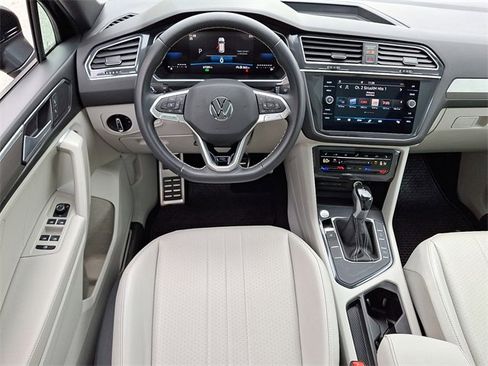 Certified 2023 Volkswagen Tiguan SE R-Line image 12