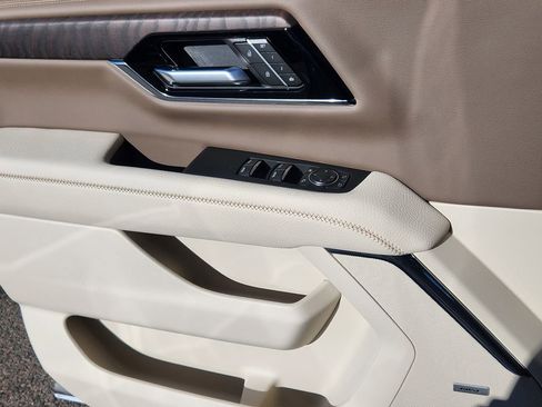 New 2026 GMC Yukon XL Denali w/ Sun & Power Step Package image 11