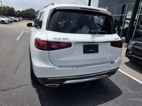 New 2026 Mercedes-Benz GLS 450 4MATIC image 4