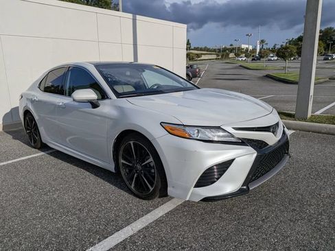 Certified 2020 Toyota Camry XSE FWD image 1