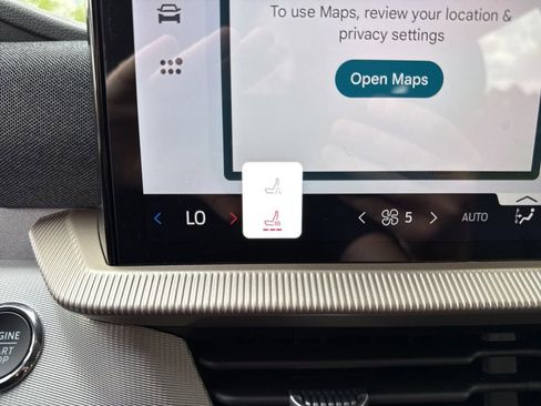 New 2026 Ford Explorer Active image 7