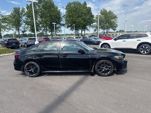 Used 2025 Honda Civic Sport image 7