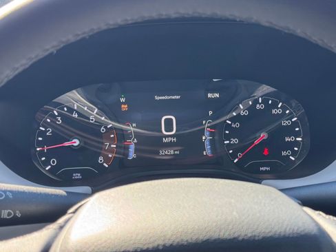 Used 2025 Jeep Compass Limited image 36