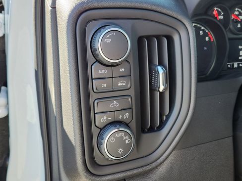 New 2026 Chevrolet Silverado 1500 W/T w/ WT Value Package AWD/4WD image 17